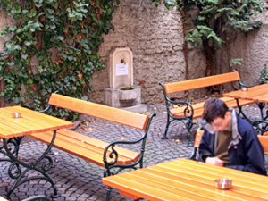 Jugendherberge Wien Myrthengasse Terrasse