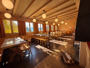 Maison de vacances Saanenmöser Salle à manger