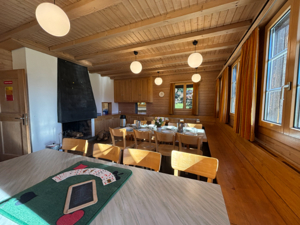 Maison de vacances Saanenmöser Salle à manger