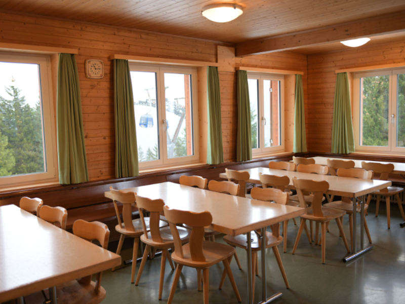 Skihaus Empächli Esszimmer