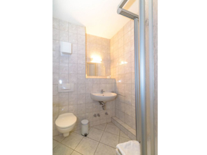 Seminar- und Gästehaus Schieferpark Badezimmer