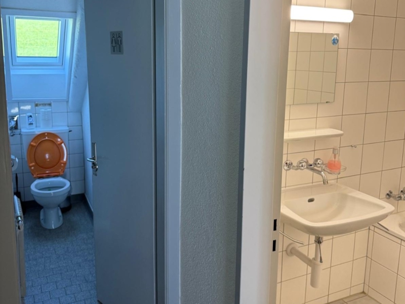 Ferienheim Prägelz Badezimmer