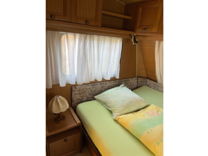 Camping Le Chandelier Chalets & Wohnmobile Schlafzimmer