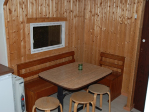 Camping Le Chandelier Chalets & Wohnmobile Dining room