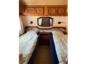 Camping Le Chandelier Chalets & Wohnmobile Schlafzimmer