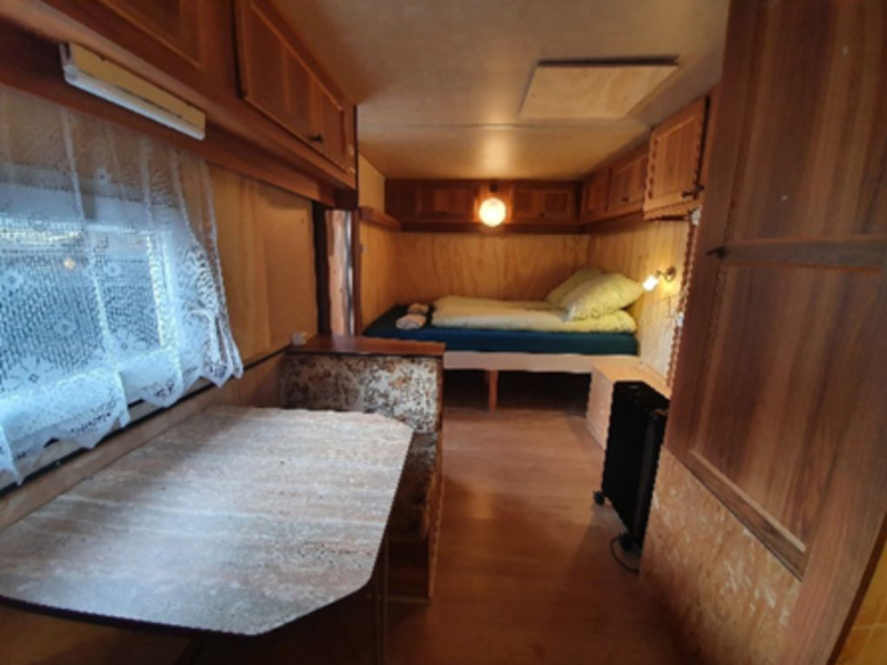 Camping Le Chandelier Chalets & Wohnmobile Dining room