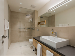 Hotel Fravi Bathroom