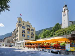 Hotel Fravi Hausansicht