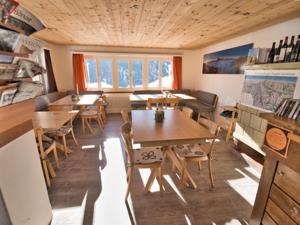 Chasa Macun Dining and lounge room