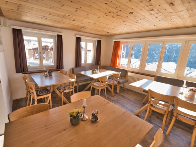 Chasa Macun Esszimmer