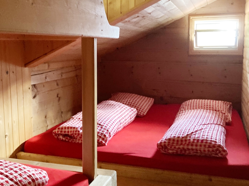 Berggasthaus Tschingelhorn Familienzimmer