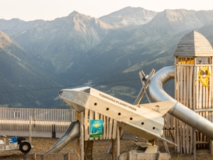 Berghaus Tignousa Spielplatz