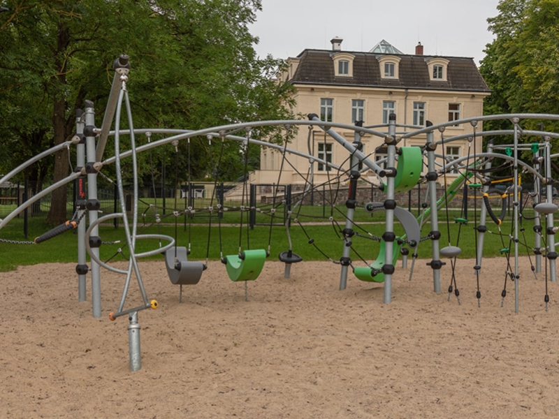 Ferienheim Schloss Leizen Spielplatz