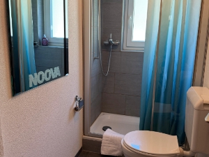 Group accommodation Rütilodge Bathroom