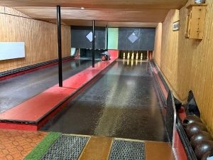 Bowling alley