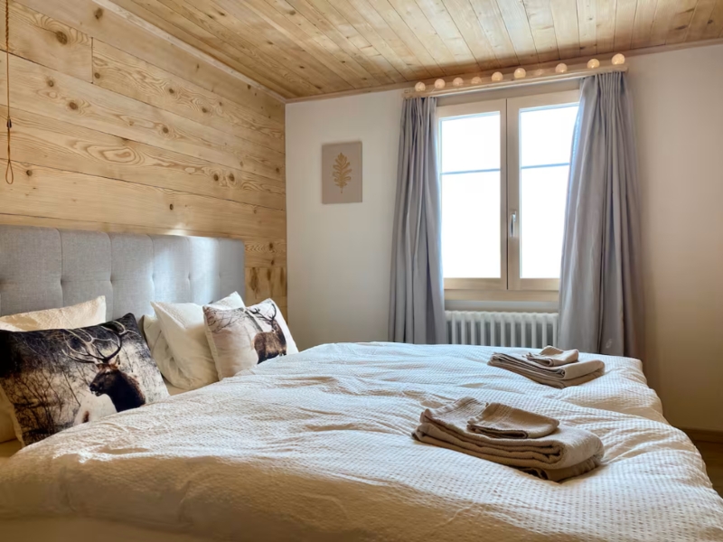 Ferienwohnungen Camischolas Doppelzimmer