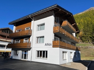 Appartment house Atlas House view