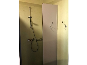 Cabane Montanin Showers