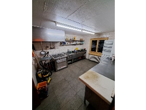 Cabane Montanin Kitchen