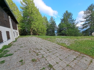 Cabane Montanin Playing field
