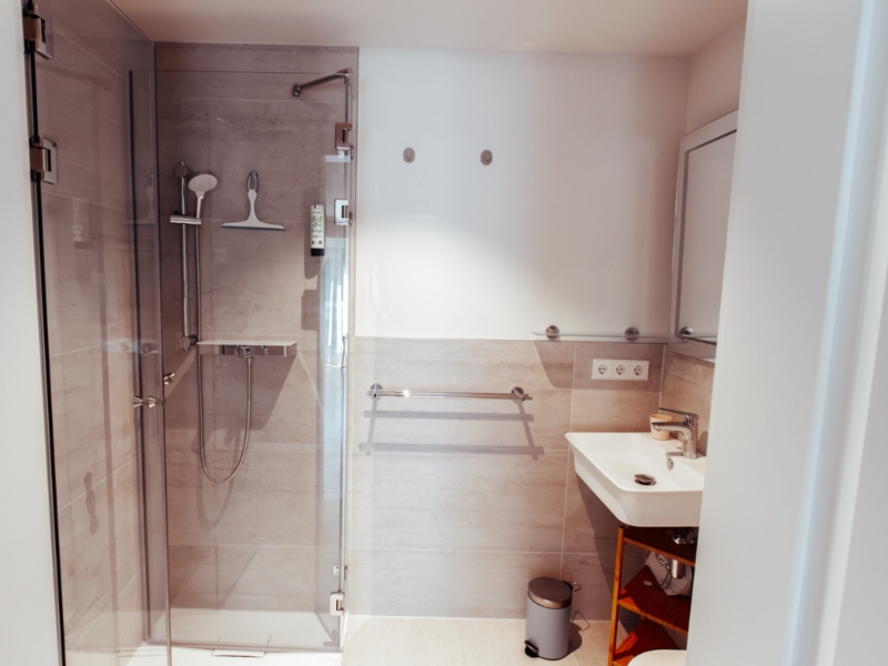 Ferienhaus zur Talsperre Badezimmer