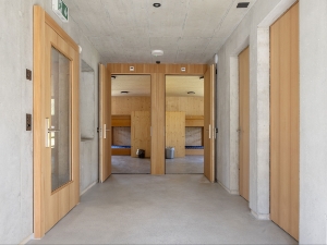 Le couloir donnant sur les chambres