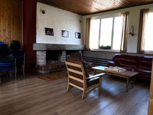 Maison de groupes Chante-Joux Salle de séjour