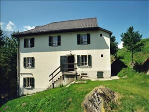 Group accommodation Basler Ferienhaus Brugnasco House view summer