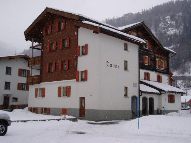 Group accommodation Tabor House view winter