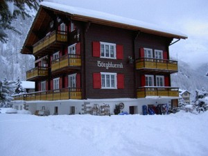 Ferienhaus Bärgblüemli Hausansicht Winter