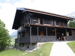 Chalet Jolimont Hausansicht Sommer