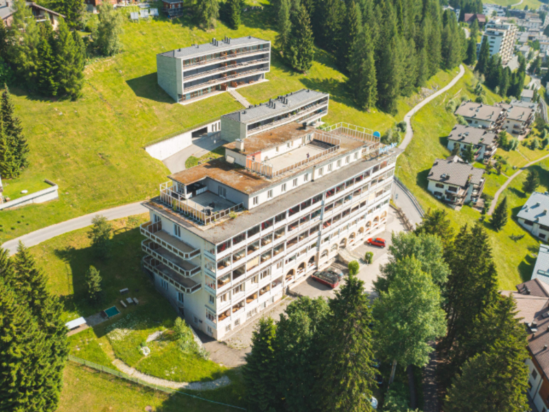 Youth Hostel Davos Youthpalace House view