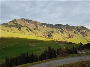 Berghaus Lueg is Tal Aussicht