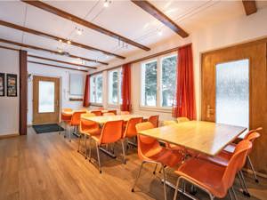 Gruppenhaus Chalet Schweizerhaus Esszimmer Sommer