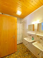 Group accommodation Chalet Schweizerhaus Bathroom