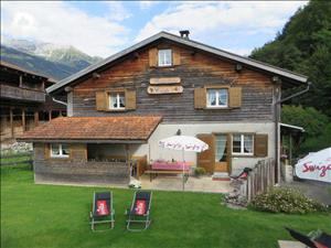 Ferienhaus Cresta Garten