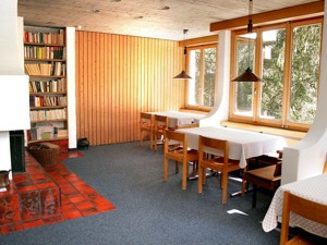 Der Cheminée-Raum.