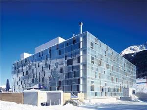 Hotel CUBE SAVOGNIN