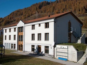 Hébergement pour groupes Chasa Alpina Vue de la maison été