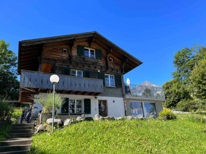 Gruppenhaus BlueTurtle am See Hausansicht Sommer