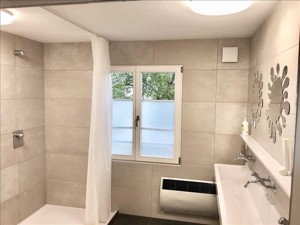 Group accommodation BlueTurtle am See Bathroom
