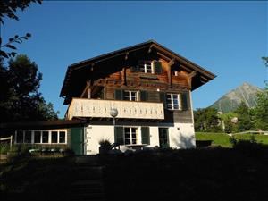 Gruppenhaus BlueTurtle am See Hausansicht Sommer