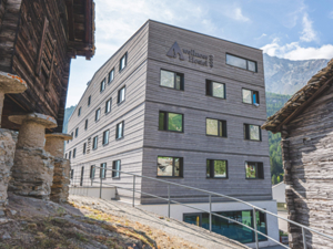 Jugendherberge wellnessHostel4000 Hausansicht