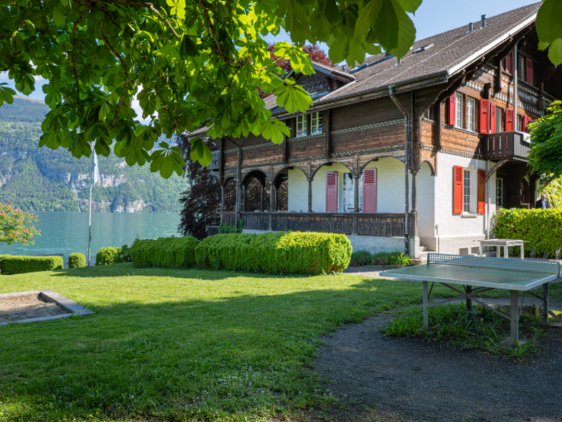 Youth Hostel Leissigen Garden