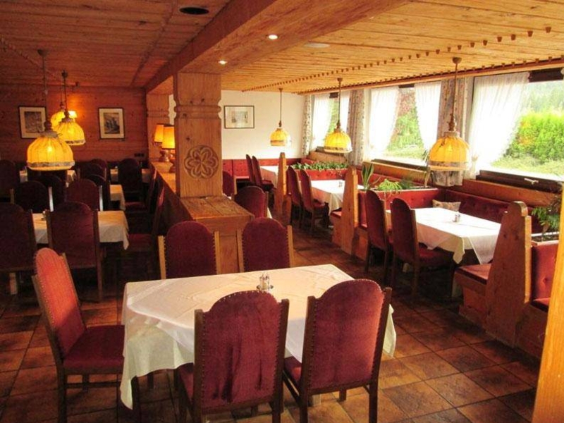 Group accommodation Klein Tirol Dining room