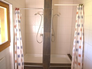 Ferienhaus Waldmatte Duschen