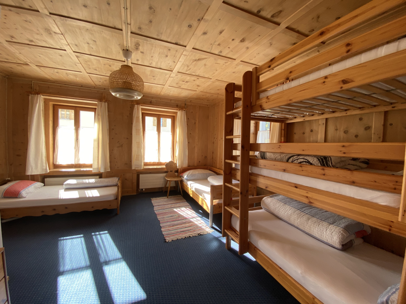 Maison de groupes Steinbock Chambre