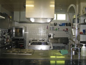 Guest house Auberge pour tous Kitchen