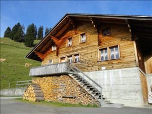 Mountain hut Sennhütte Bärgli