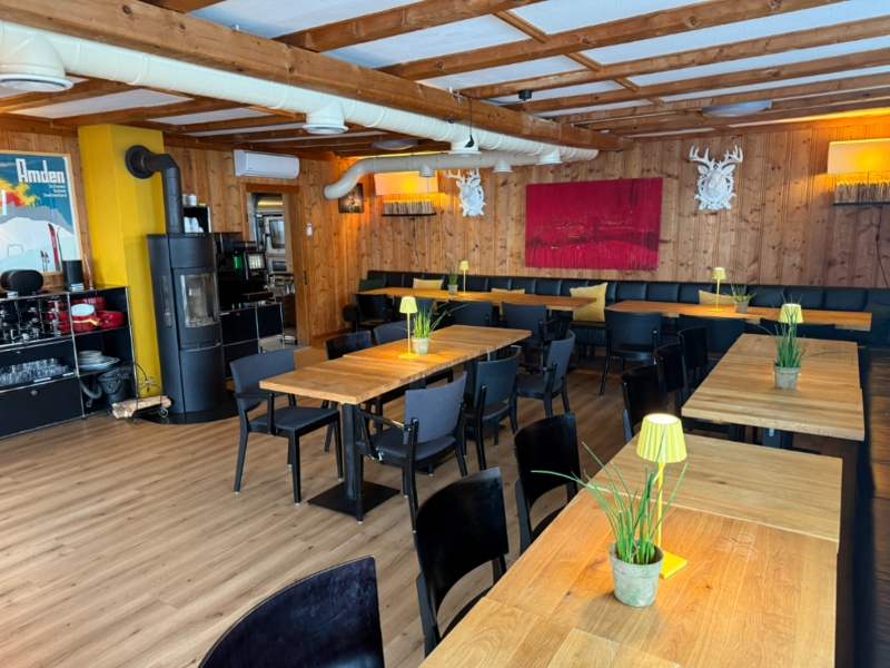 Group accommodation AmdenLodge Dining room